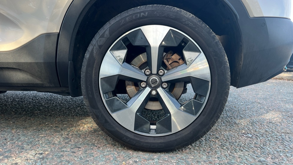 Used Volvo XC40 2023 for sale - 76575109: Photo 26