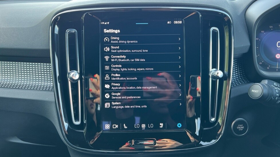 Used Volvo XC40 2023 for sale - 76575109: Photo 30