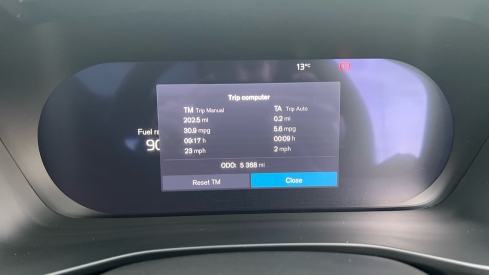 Used Volvo XC40 2024 for sale - 76870436: Photo 11