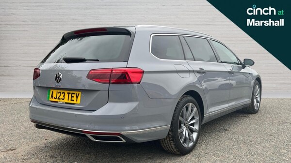 Used Volkswagen Passat 2023 for sale - 76265475: Photo 3