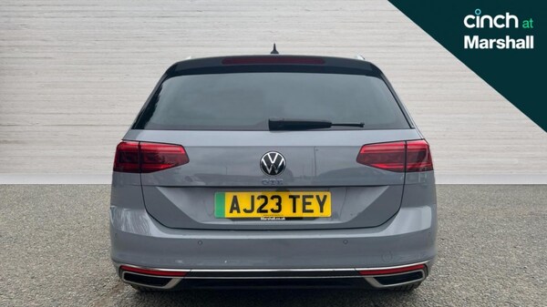 Used Volkswagen Passat 2023 for sale - 76265475: Photo 4