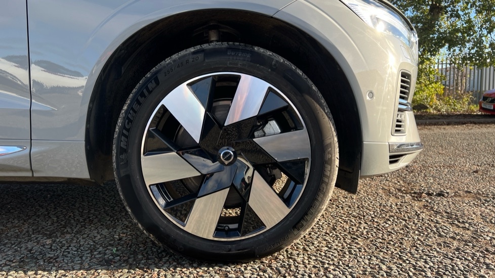 Used Volvo XC60 2025 for sale - 77055663: Photo 16