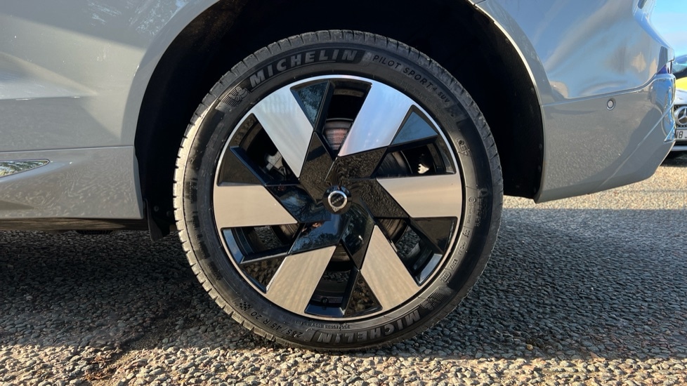 Used Volvo XC60 2025 for sale - 77055663: Photo 26