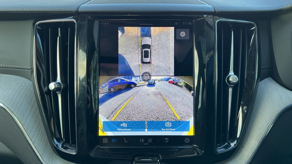 Used Volvo XC60 2025 for sale - 77055663: Photo 32