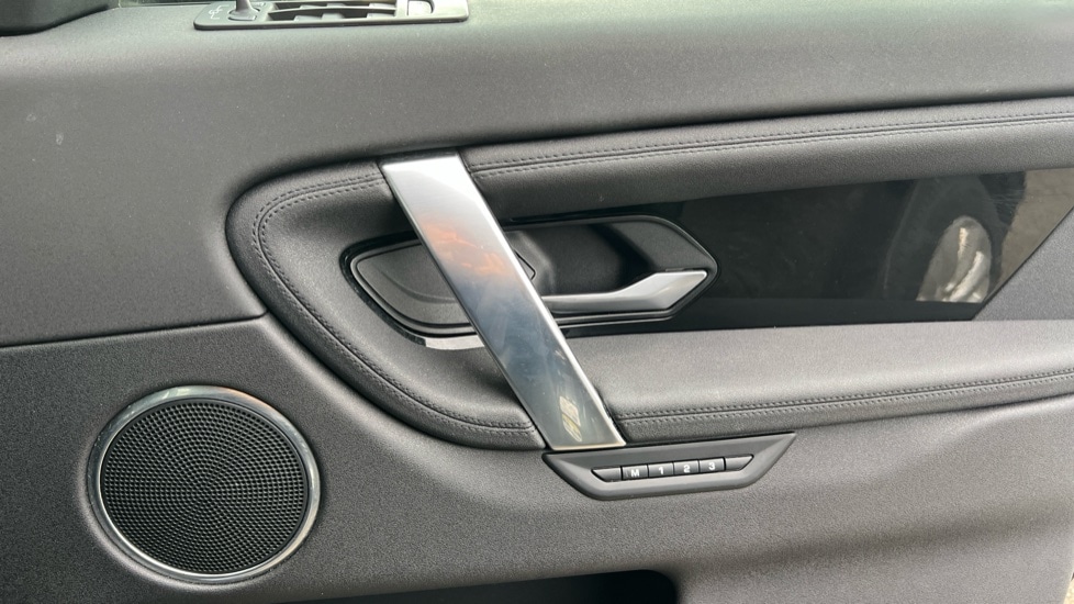 Used Land Rover Discovery Sport 2020 for sale - 77082487: Photo 29