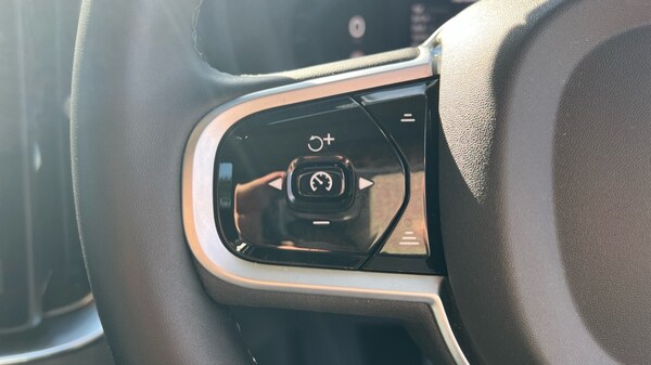 Used Volvo XC90 2025 for sale - 76229279: Photo 18