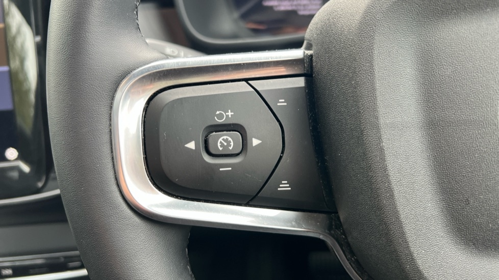 Used Volvo XC40 2024 for sale - 76140235: Photo 18