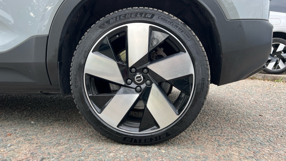Used Volvo XC40 2024 for sale - 76140235: Photo 26