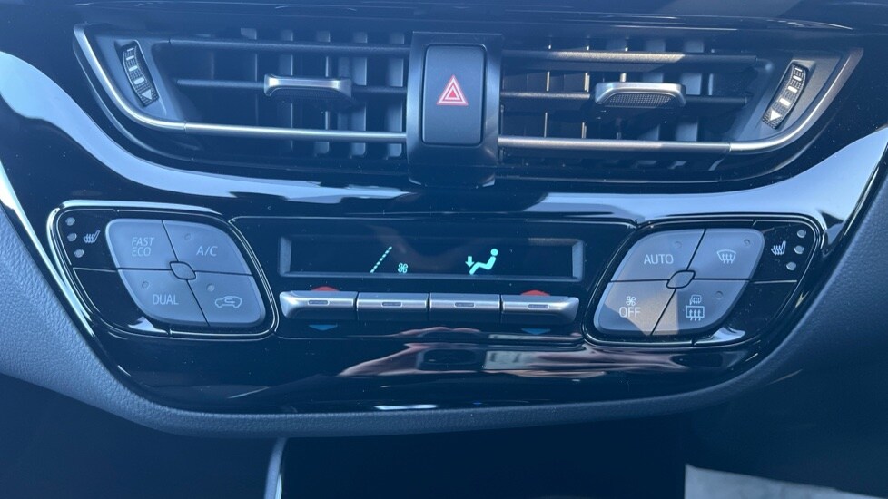 Used Toyota C-HR 2023 for sale - 76870281: Photo 31