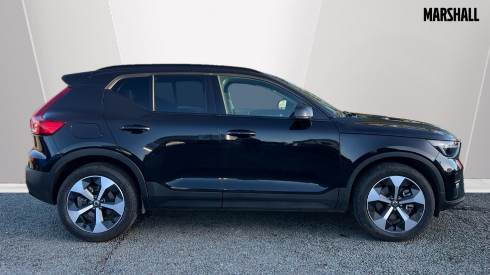 Used Volvo XC40 2025 for sale - 76873328: Photo 3
