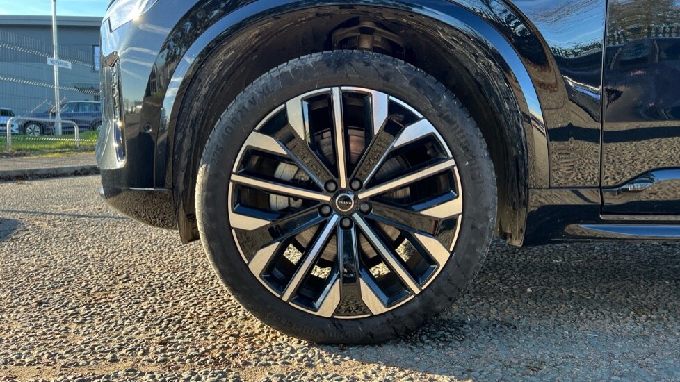 Used Volvo XC90 2025 for sale - 76872749: Photo 25