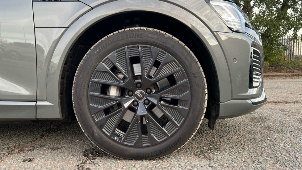 Used Audi Q8 2024 for sale - 76872911: Photo 20