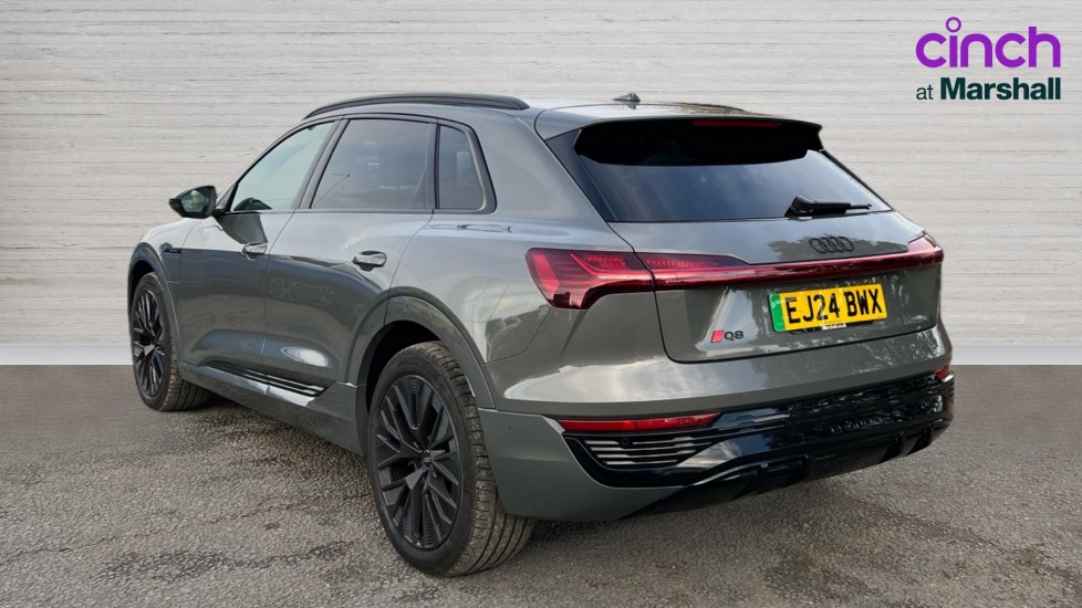 Used Audi Q8 2024 for sale - 76872911: Photo 5