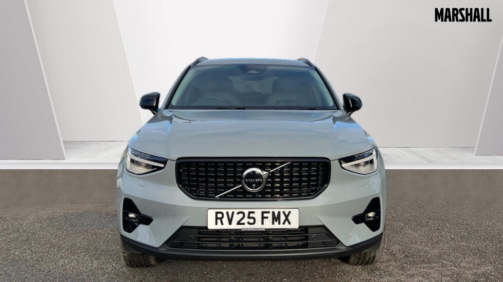 Used Volvo XC40 2025 for sale - 76872656: Photo 12