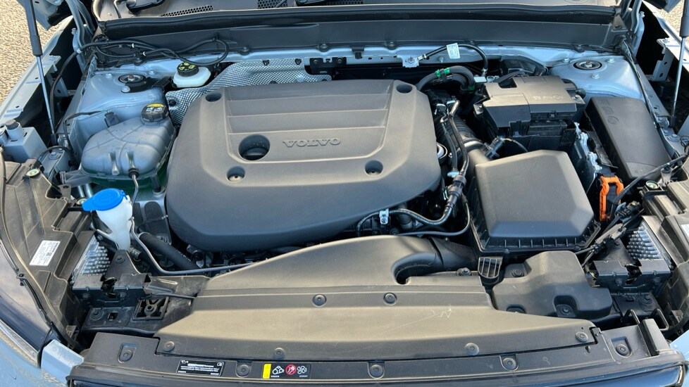 Used Volvo XC40 2025 for sale - 76872656: Photo 23