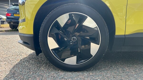 Used Volvo EX30 2025 for sale - 75468069: Photo 25