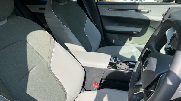 Used Volvo EX30 2025 for sale - 75468069: Photo 9