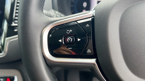Used Volvo XC90 2024 for sale - 75641094: Photo 18