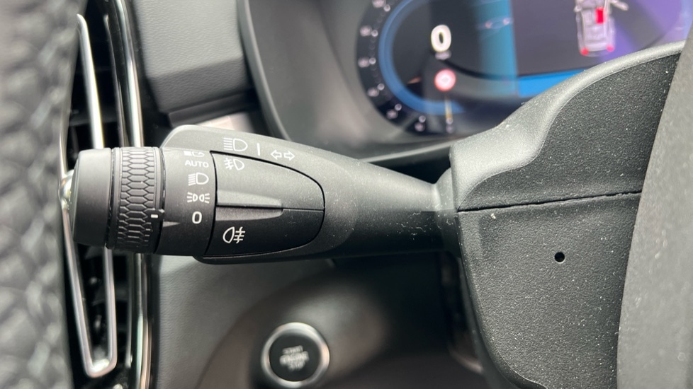 Used Volvo XC40 2022 for sale - 76826709: Photo 27