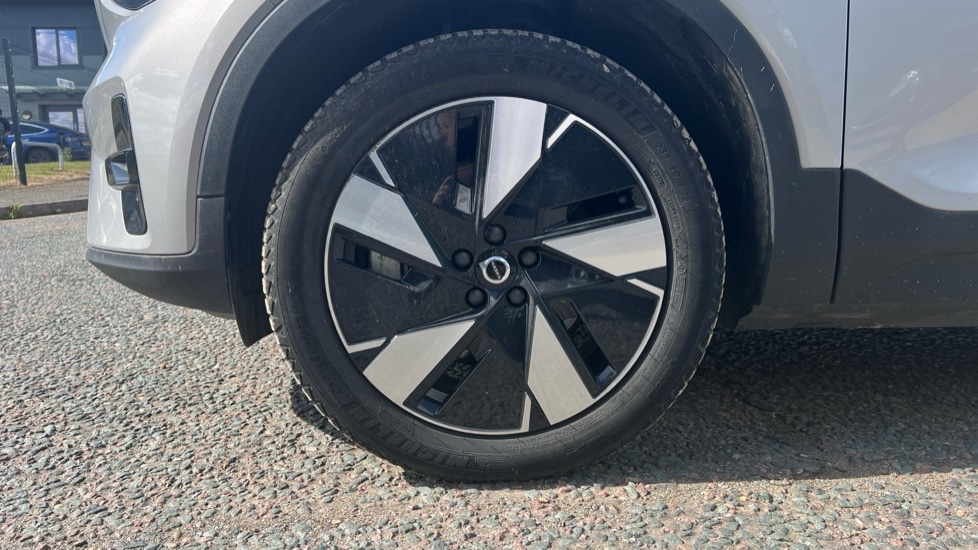 Used Volvo XC40 2023 for sale - 76154749: Photo 25