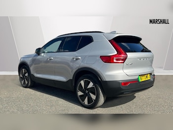 Used Volvo XC40 2023 for sale - 76154749: Photo