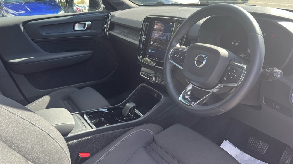 Used Volvo XC40 2023 for sale - 76154749: Photo 5
