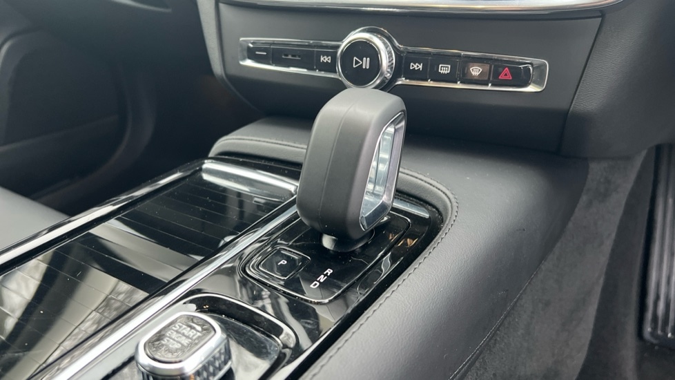 Used Volvo V90 2024 for sale - 76874326: Photo 14