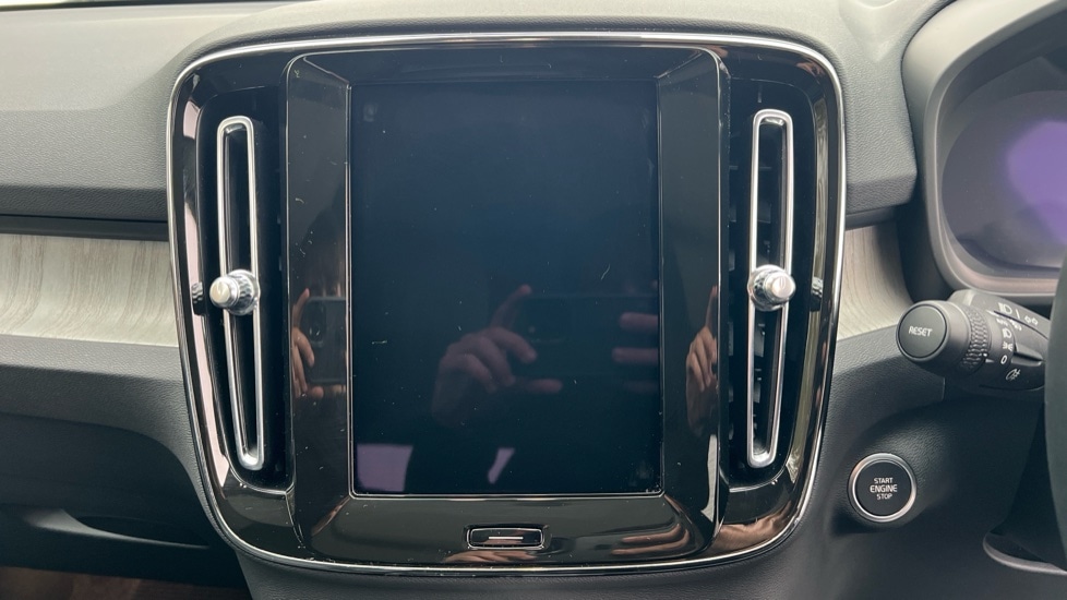 Used Volvo XC40 2024 for sale - 76871696: Photo 20