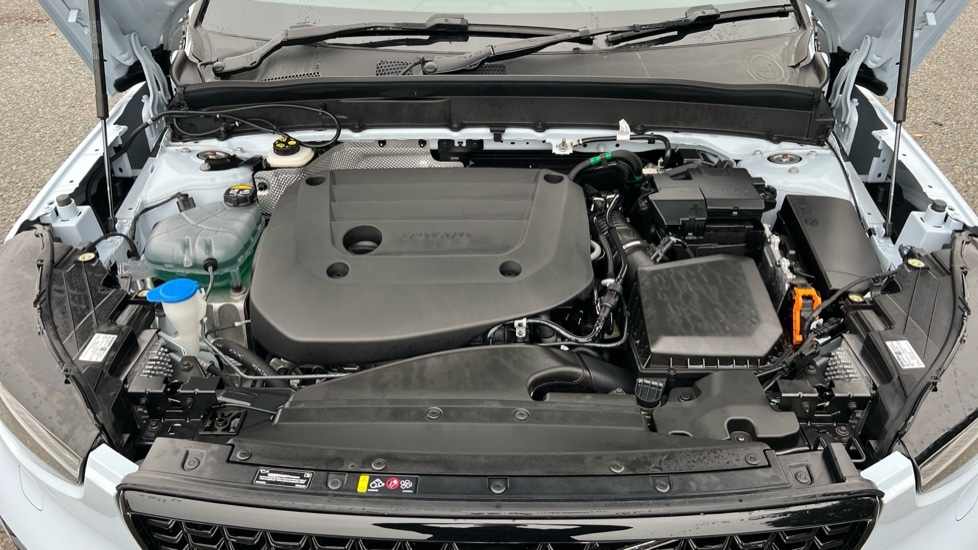 Used Volvo XC40 2024 for sale - 76871696: Photo 23