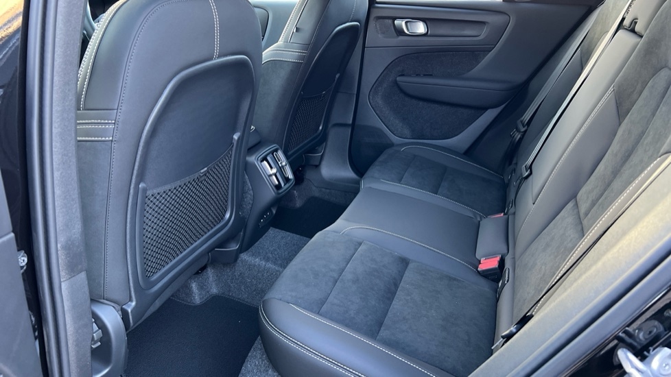 Used Volvo XC40 2025 for sale - 76894783: Photo 10