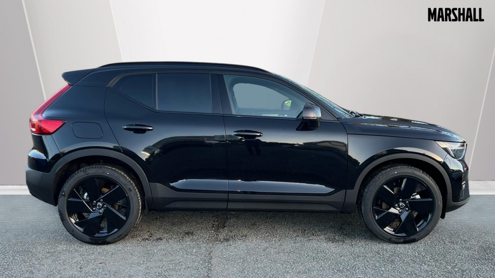Used Volvo XC40 2025 for sale - 76894783: Photo 3