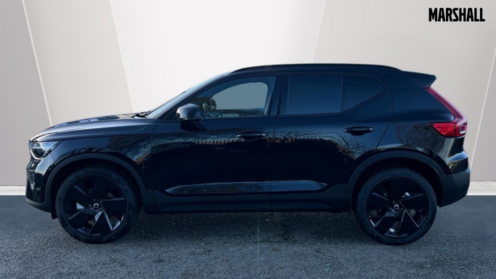 Used Volvo XC40 2025 for sale - 76894783: Photo 8
