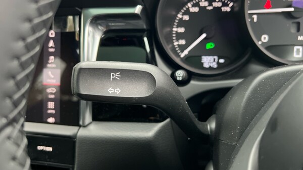 Used Porsche Macan 2025 for sale - 76233970: Photo 24