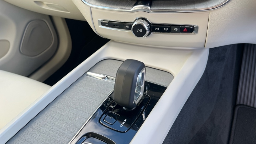 Used Volvo XC60 2023 for sale - 76523574: Photo 14