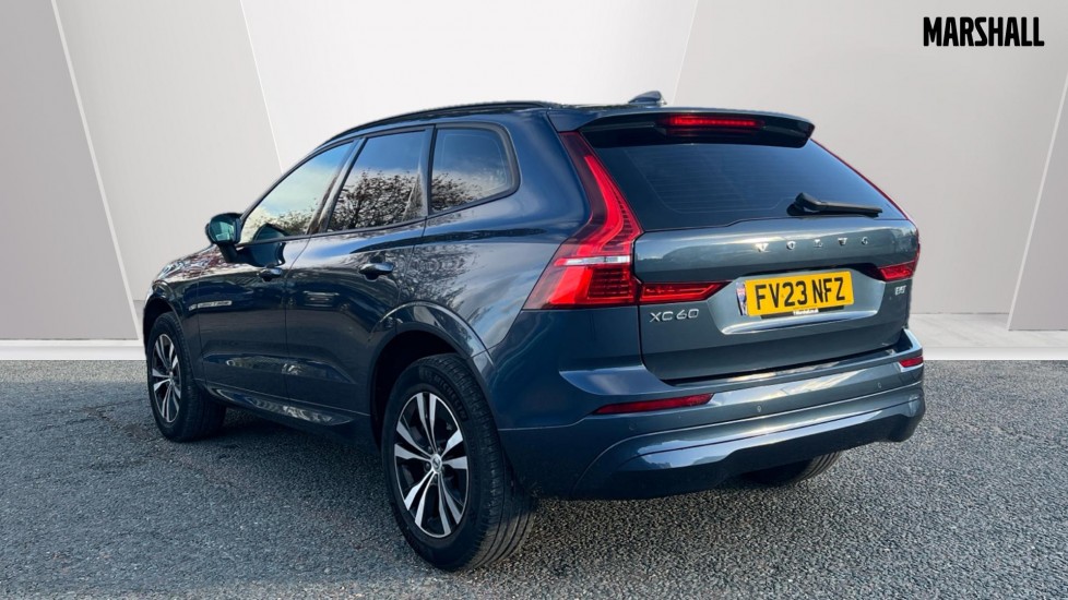 Used Volvo XC60 2023 for sale - 76523574: Photo 2