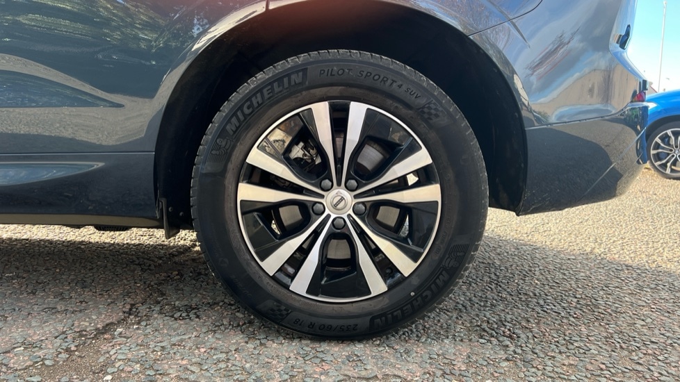 Used Volvo XC60 2023 for sale - 76523574: Photo 26