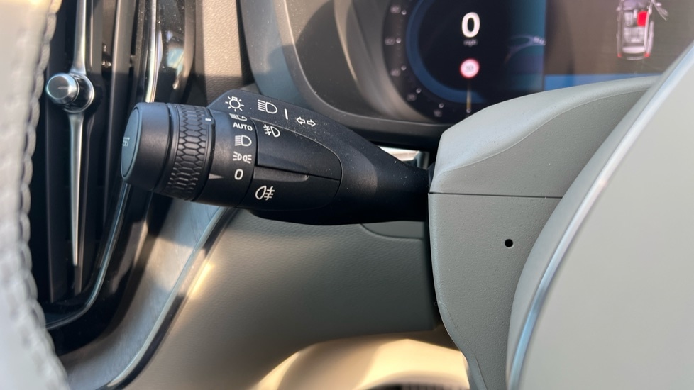 Used Volvo XC60 2023 for sale - 76523574: Photo 27