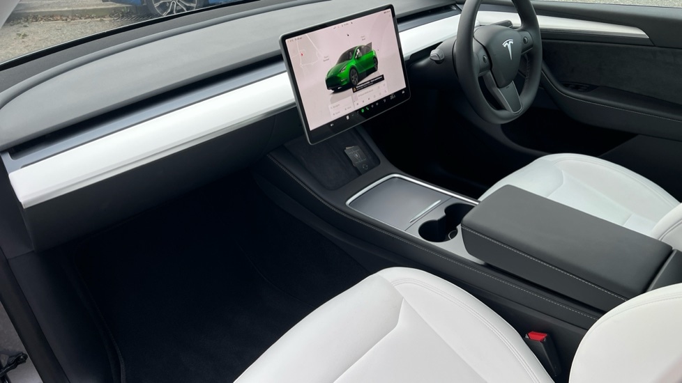 Used Tesla Model Y 2025 for sale - 76873571: Photo 10
