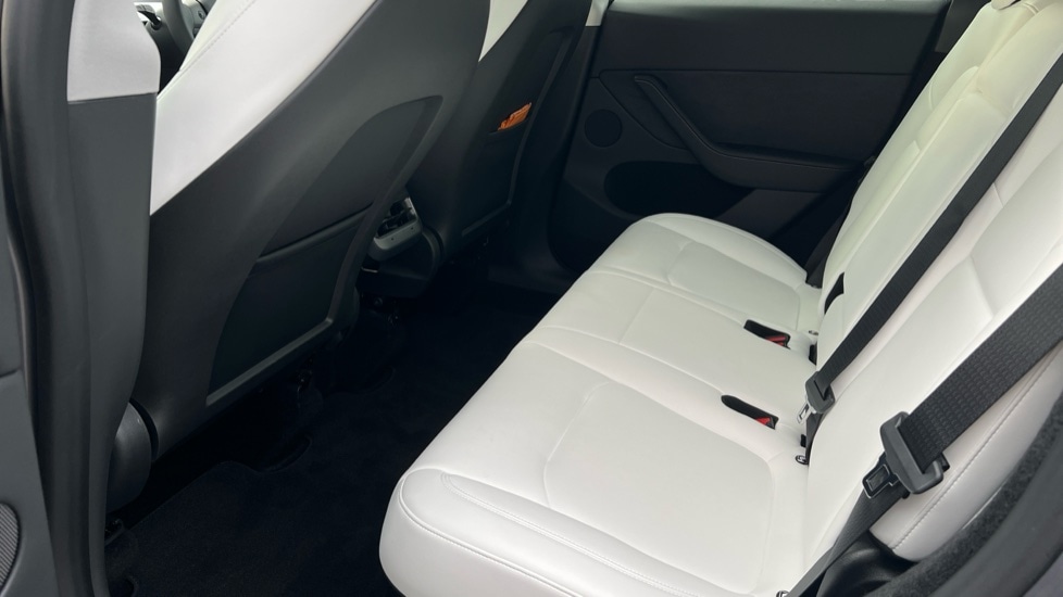 Used Tesla Model Y 2025 for sale - 76873571: Photo 14