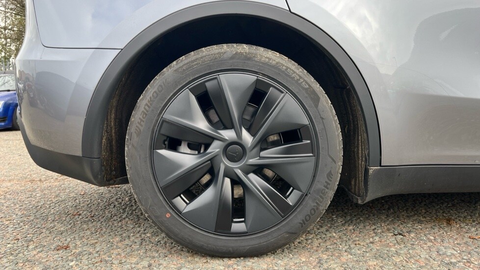 Used Tesla Model Y 2025 for sale - 76873571: Photo 19