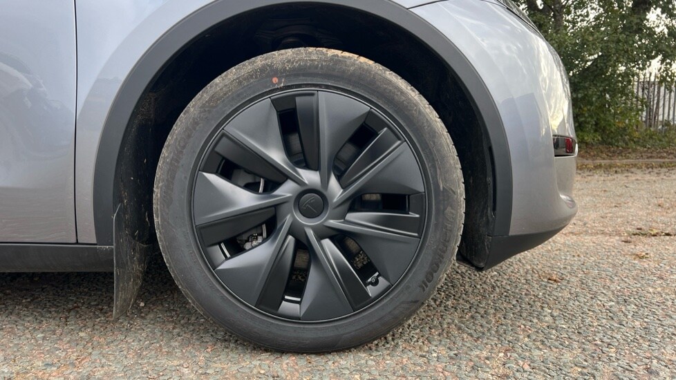 Used Tesla Model Y 2025 for sale - 76873571: Photo 20