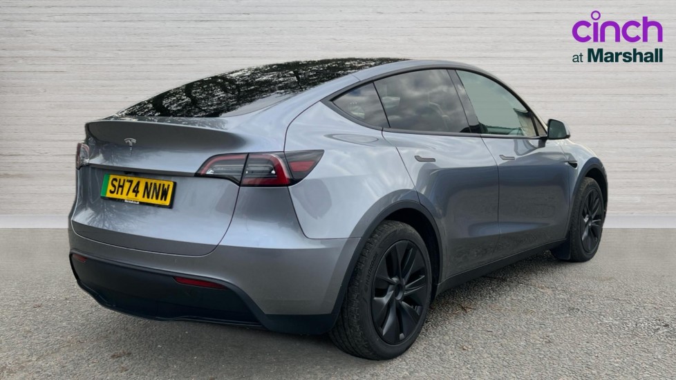 Used Tesla Model Y 2025 for sale - 76873571: Photo 3