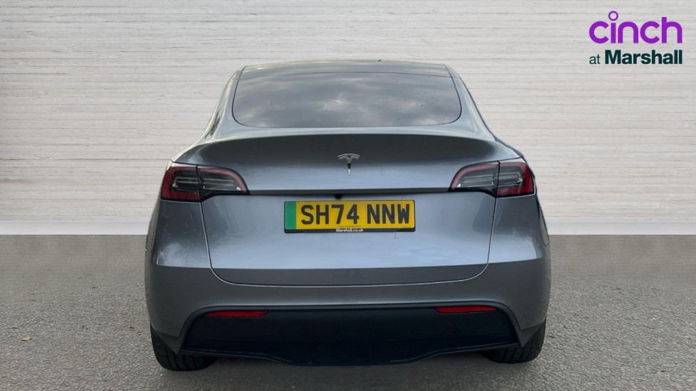 Used Tesla Model Y 2025 for sale - 76873571: Photo 4