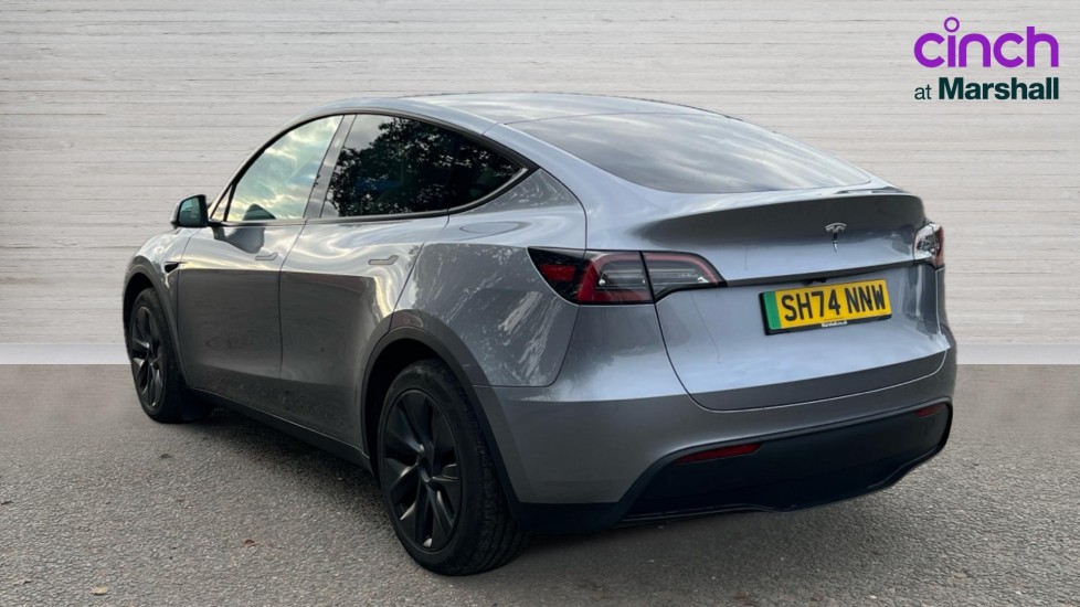 Used Tesla Model Y 2025 for sale - 76873571: Photo 5