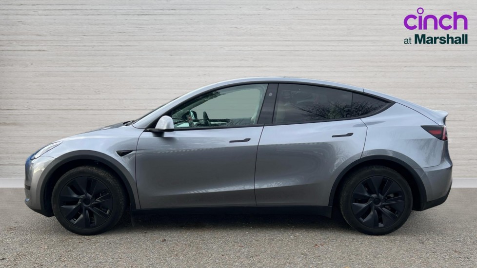 Used Tesla Model Y 2025 for sale - 76873571: Photo 6