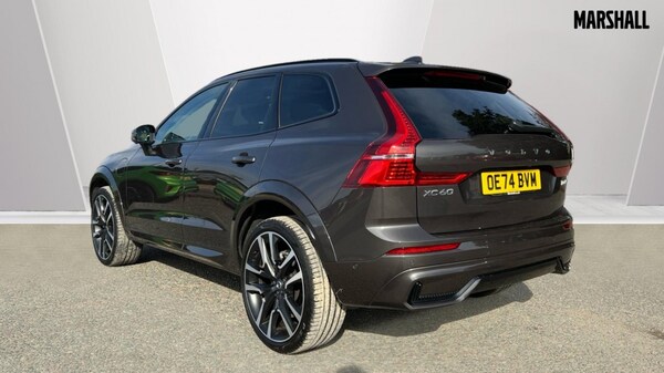 Used Volvo XC60 2024 for sale - 76117033: Photo 2