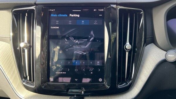 Used Volvo XC60 2024 for sale - 76117033: Photo 36