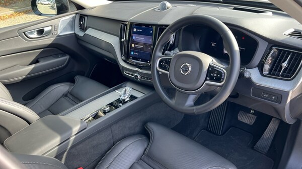 Used Volvo XC60 2024 for sale - 76117033: Photo 5