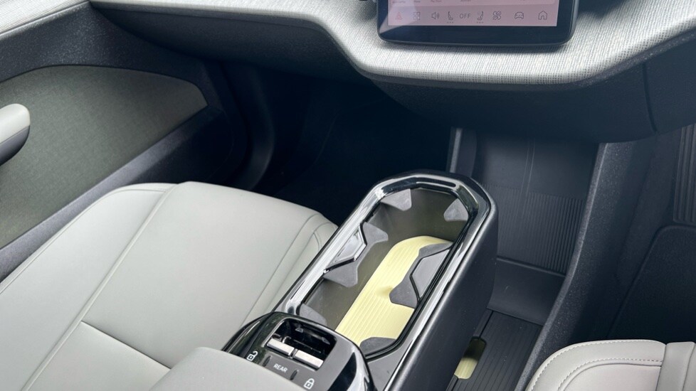 Used Volvo EX30 2025 for sale - 76869432: Photo 14