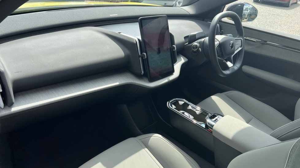 Used Volvo EX30 2025 for sale - 76869432: Photo 4